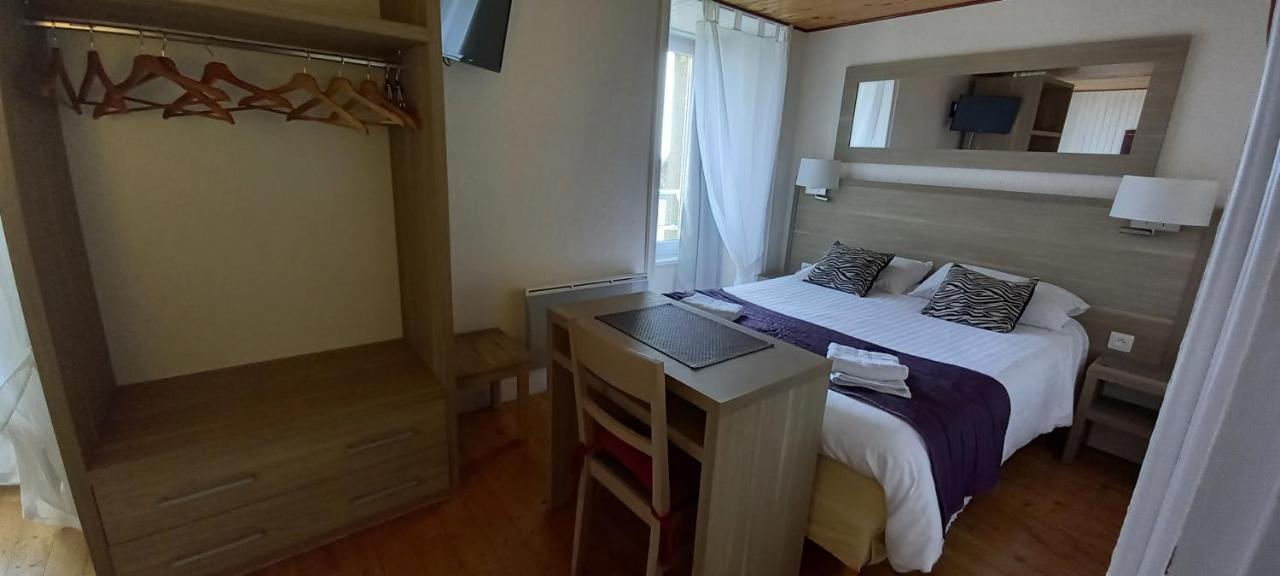 Le Relais De Launay プルバスラネック エクステリア 写真