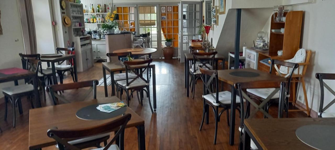 Le Relais De Launay プルバスラネック エクステリア 写真