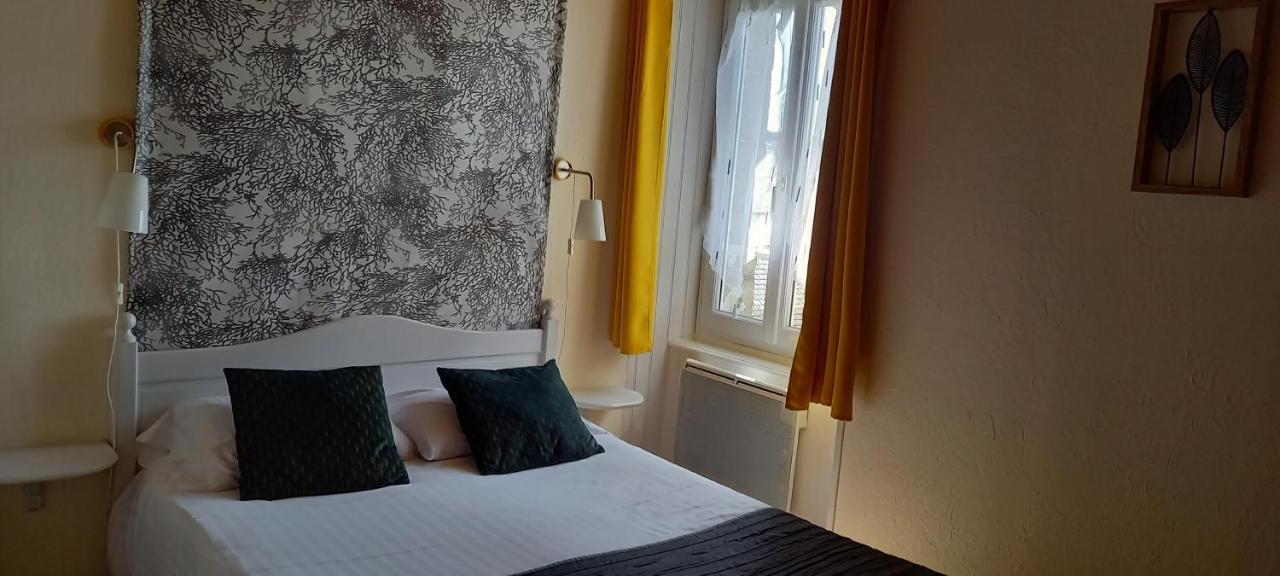 Le Relais De Launay プルバスラネック エクステリア 写真